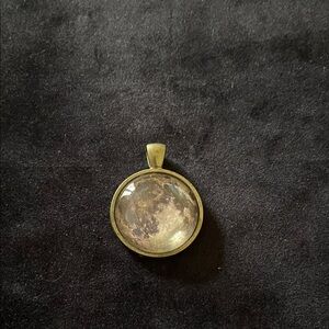 Elegant Silver-Tone Pendant